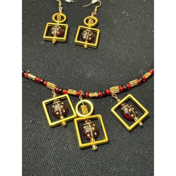 Handcrafted Ladybug Necklace & Earrings Set Red & Black Beaded With Gold Accent - Picture 3 of 9